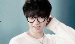 娱乐圈吃瓜华晨宇是谁,娱乐圈吃瓜界的焦点人物